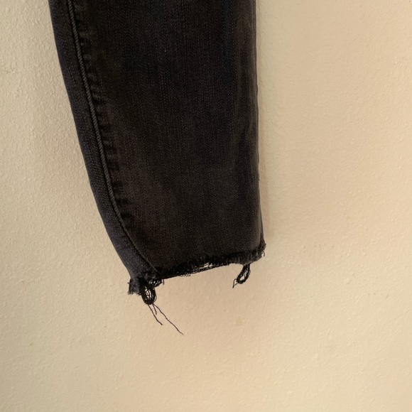 ‼️LAST CHANCE‼️ Madewell Black Jeans- GUC - Picture 2 of 5